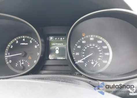 2017 Hyundai Santa Fe Sport 2.4L из США, поврежденный, VIN 5XYZTDLB4HG386429